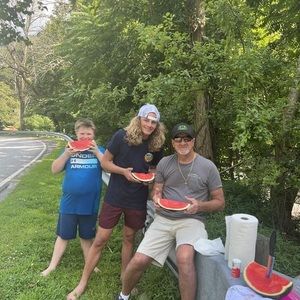 Meet your Posher, Joyce